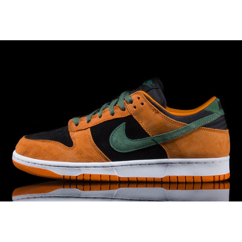 Dunk Low SP (Ceramic)