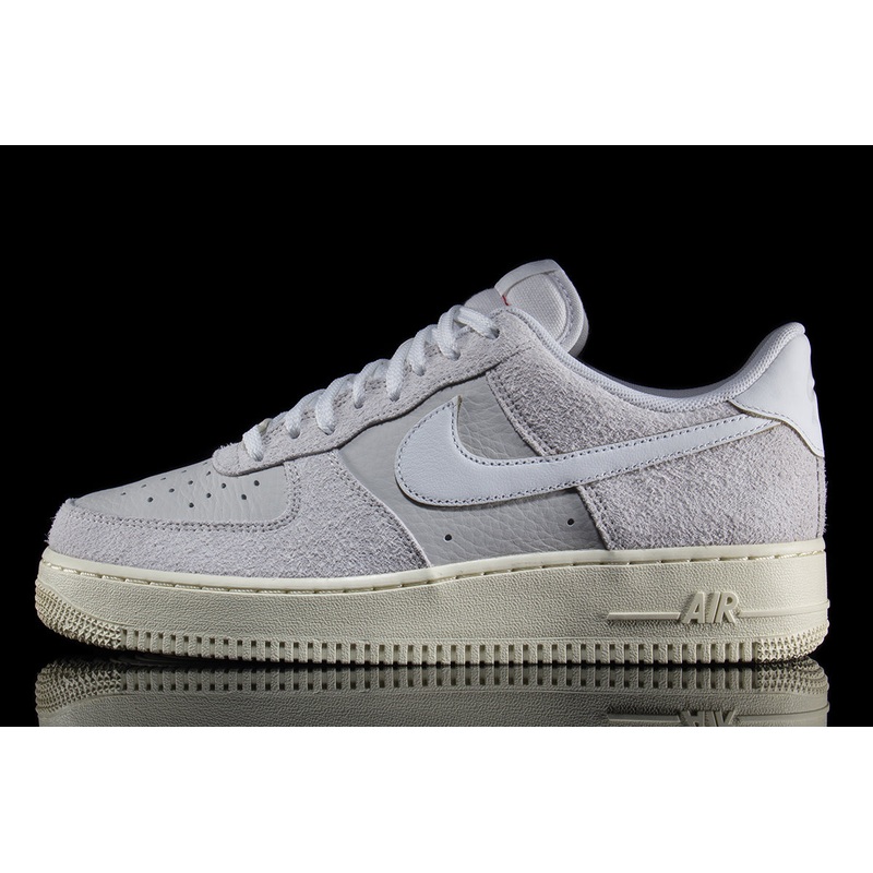 Air Force 1 ’07 LX