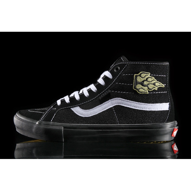 Skate Sk8-Hi Decon (Elijah Berle)