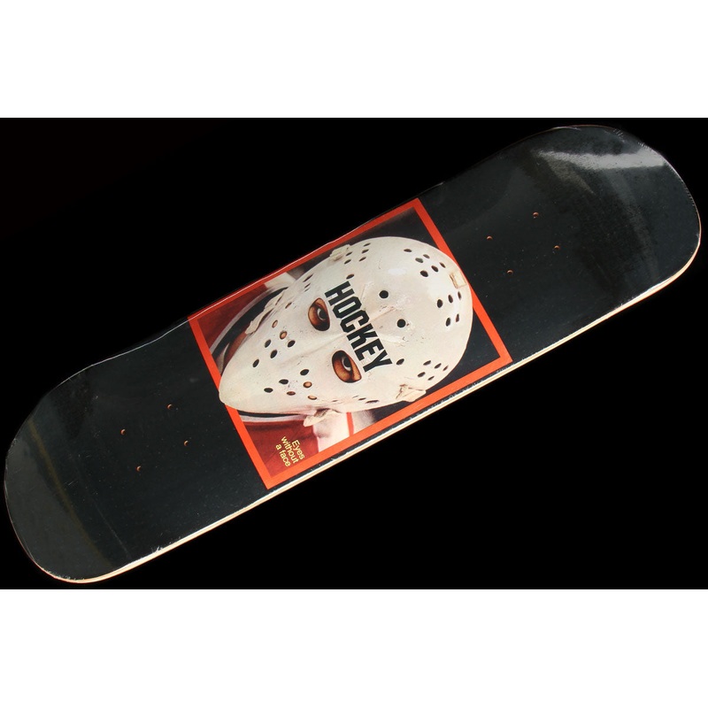 War On Ice Black Deck 8.25″