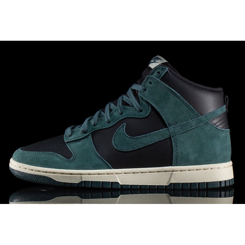 Dunk Hi Retro Premium