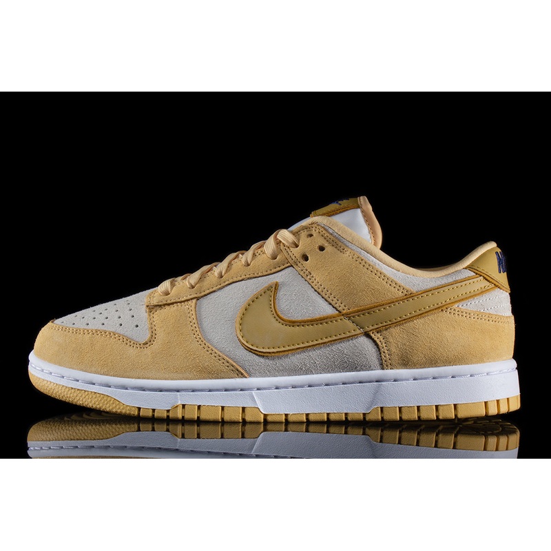 Women’s Dunk Low LX ‘Gold Suede’