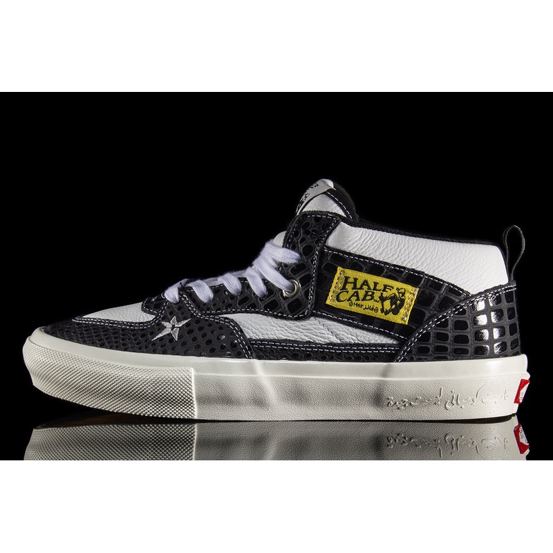 Skate Half Cab x Carpet