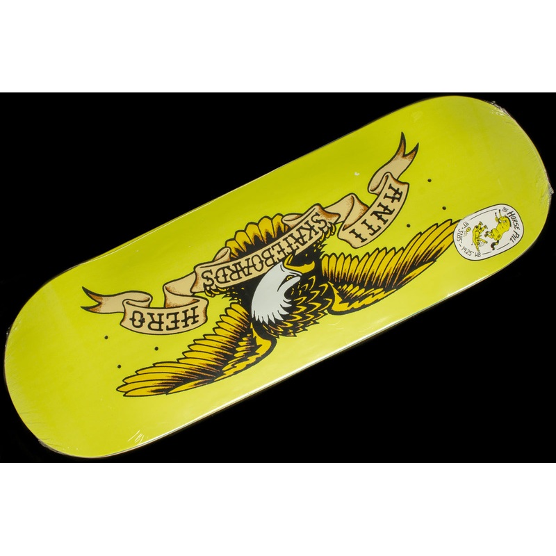 Shaped Eagle Horse Pill Deck 10″