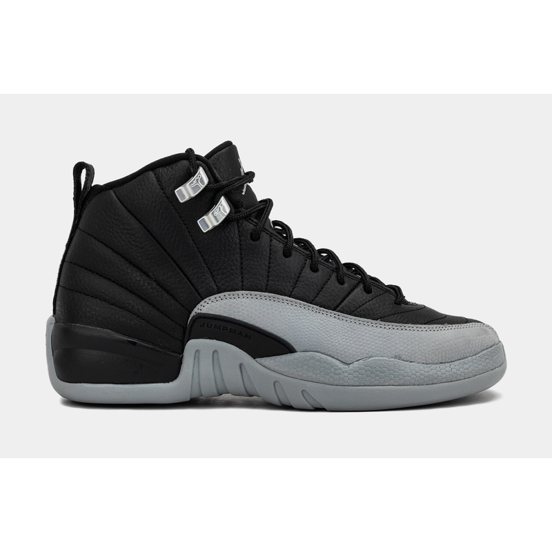 Air Jordan 12 Retro Black and Wolf Grey Grade School Lifestyle Shoes (Black/Wolf Grey/White)
