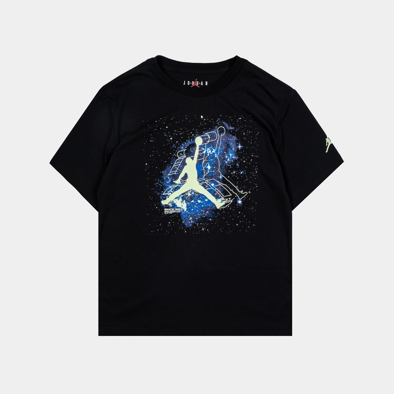 Jumpman Glow Sky Is Not The Limit Grade School Short Sleeve Shirt (Black/Purple)