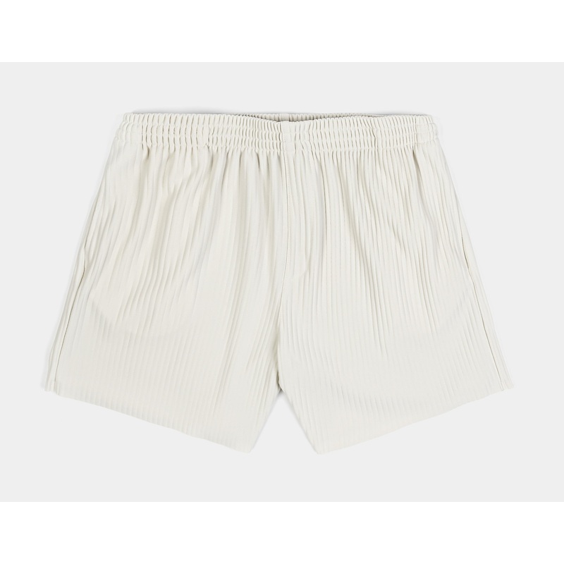 Pleated Fleece Womens Shorts (Cream)