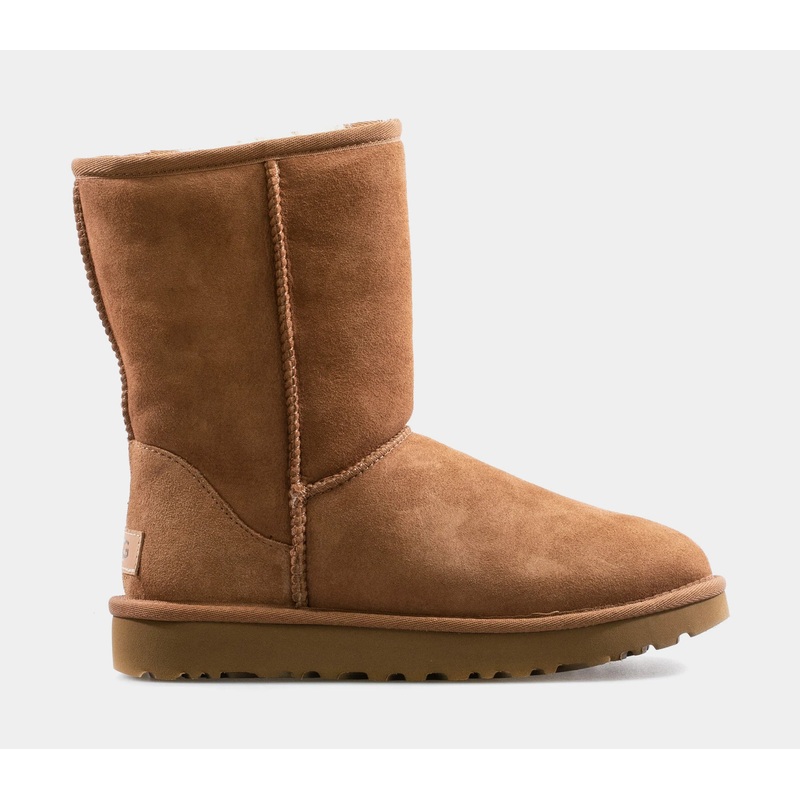 Classic II Short Womens Boots (Chestnut Brown)