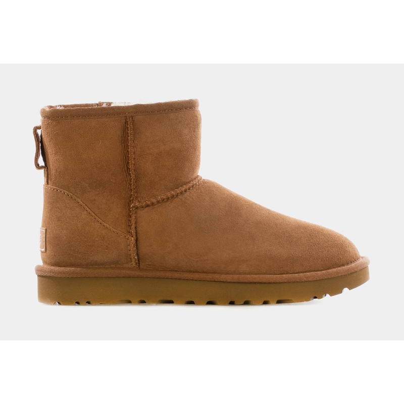 Classic Mini II Ankle Womens Boots (Chestnut)