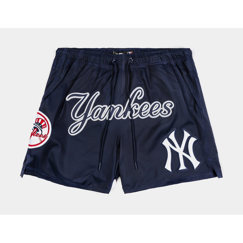 New York Yankees Classic Woven Mens Shorts (Navy/White)
