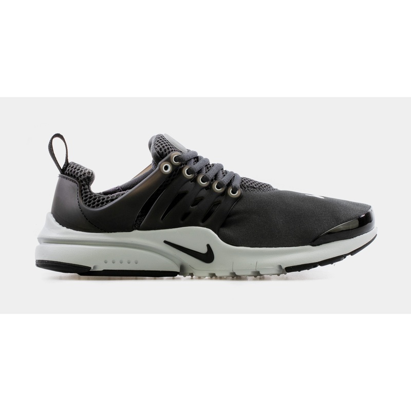 Air Presto Grade School Running Shoe (Black)