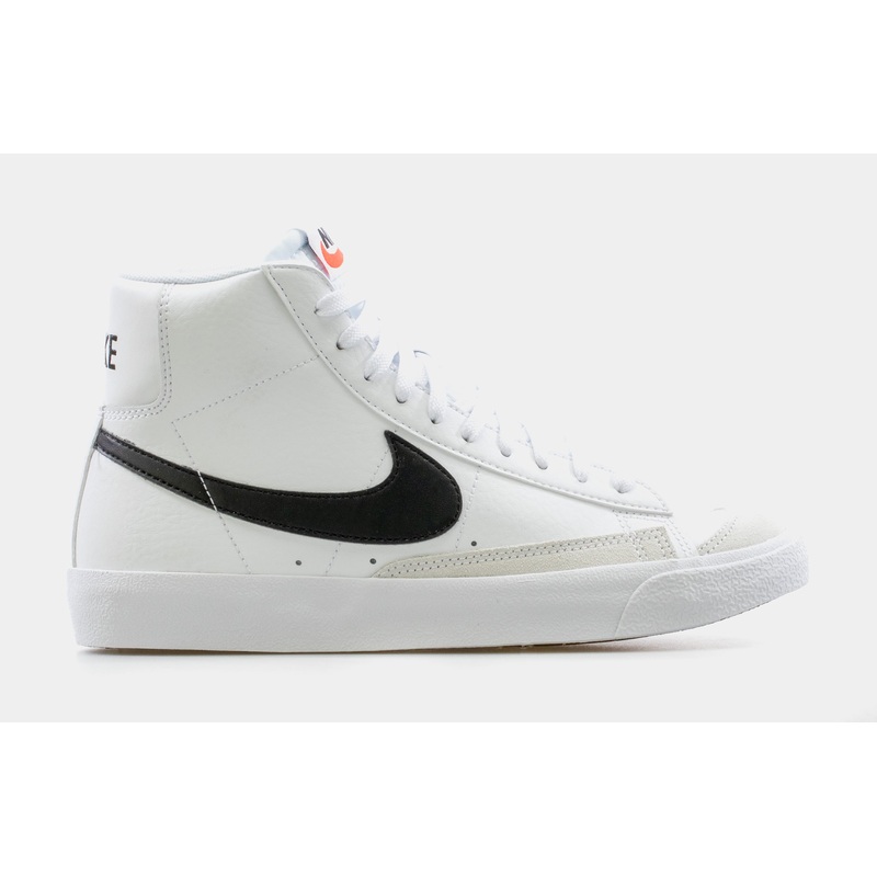 Blazer Mid 77 Grade School Lifestyle Shoe (White)