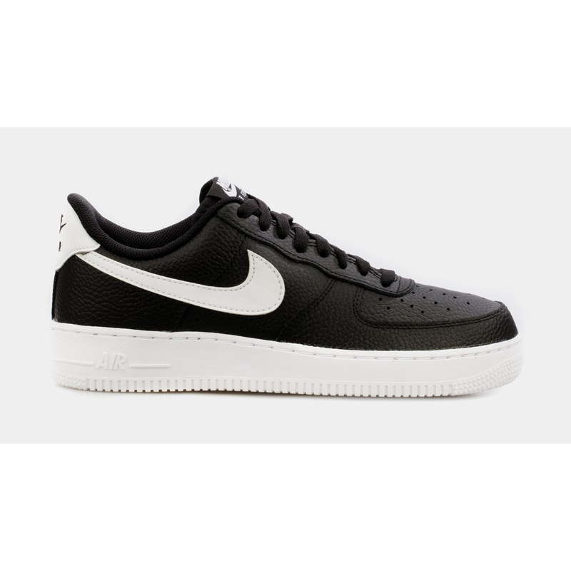 Air Force 1 ’07 Mens Lifestyle Shoes (Black/White)