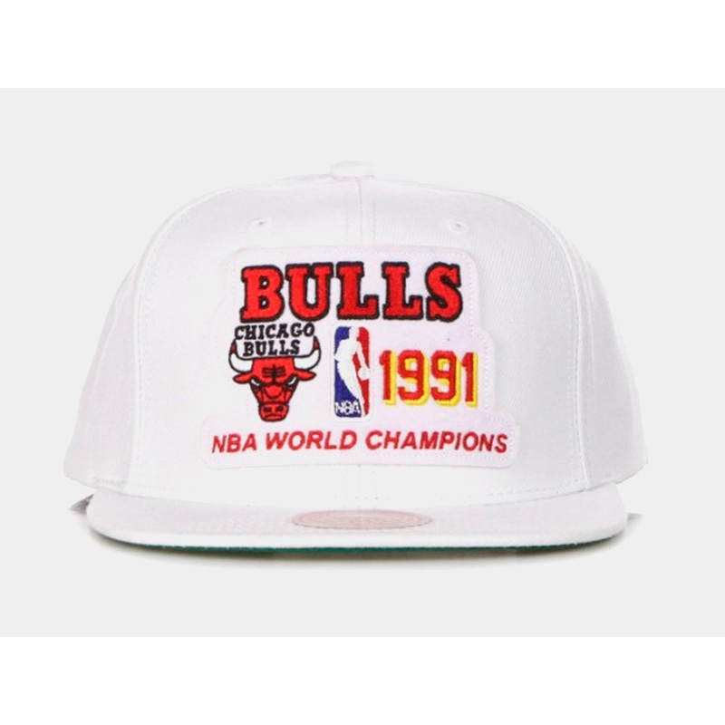 Chicago Bulls 91 Champions Snapback Mens Hat (White)