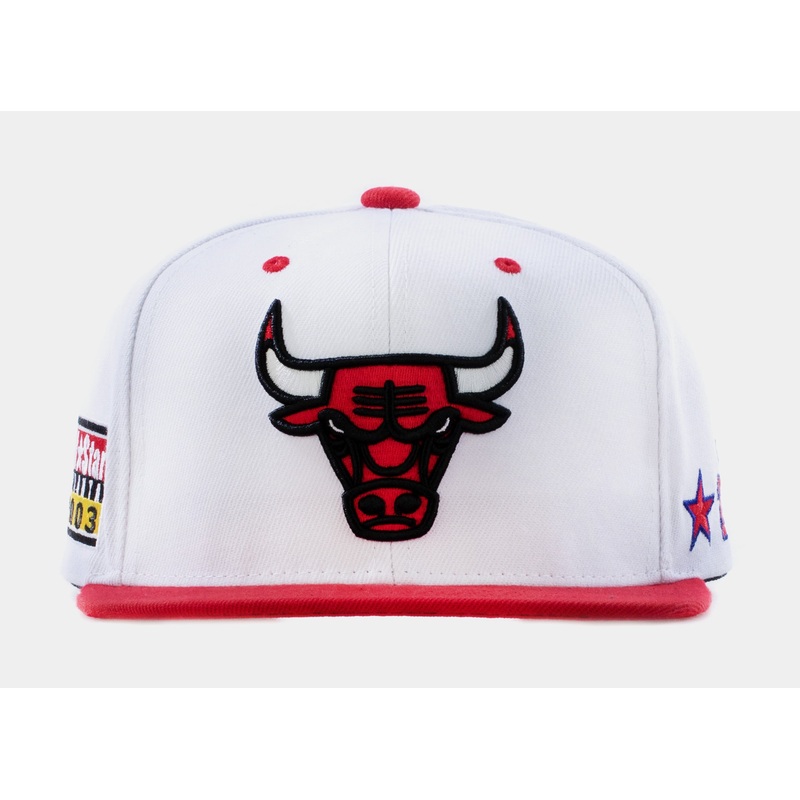 Chicago Bulls Snapback Cap Mens Hat (White/Red)