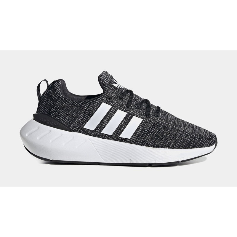 Swift Run 22 Grade School Running Shoes (Black/Grey)