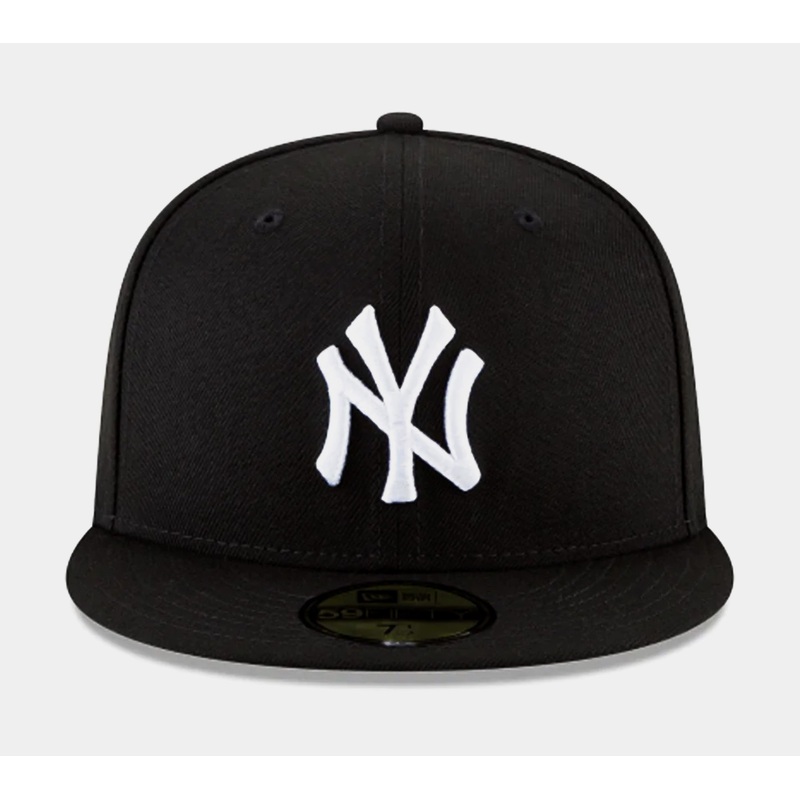 New York Yankees Authentic Collection 59FIFTY Mens Hat (Black)