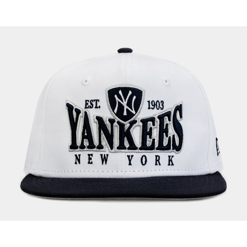 New York Yankees Crest 9FIFTY Mens Snapback Hat (White/Black)