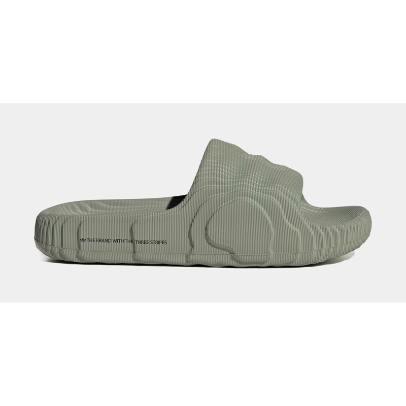 Adilette 22 Slides Womens Sandals (Green)