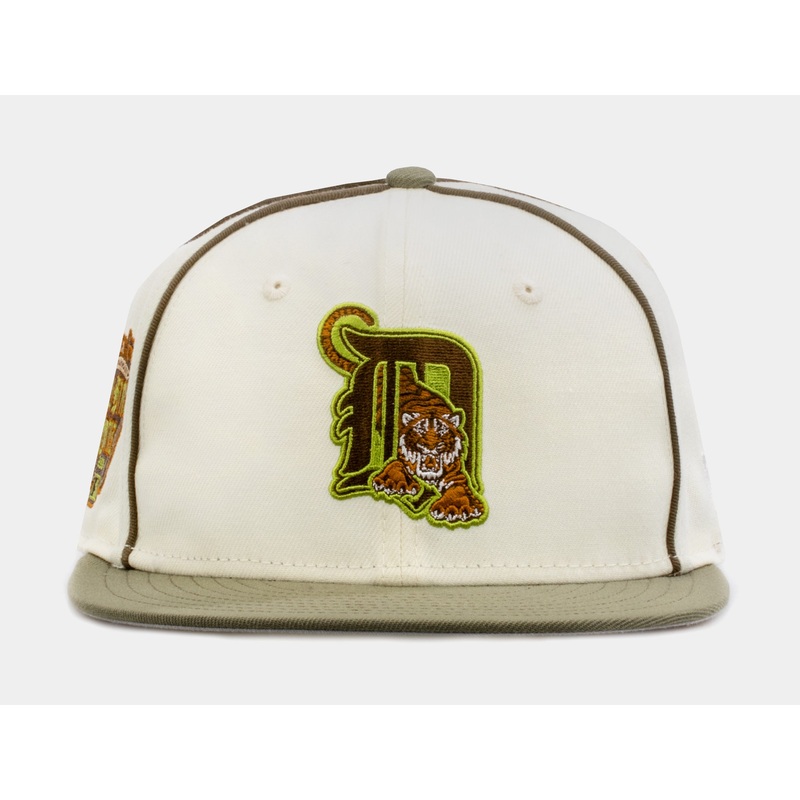 Exclusive Green Chrome Detroit Tigers 59Fifty Mens Fitted Hat (Green/Beige)