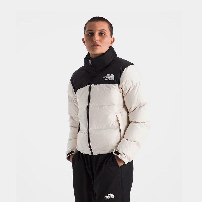 1996 Retro Nuptse Womens Jacket (White/Black)