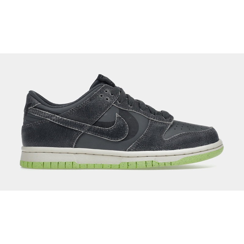 Dunk Low SE Grade School Lifestyle Shoes (Grey/Green)