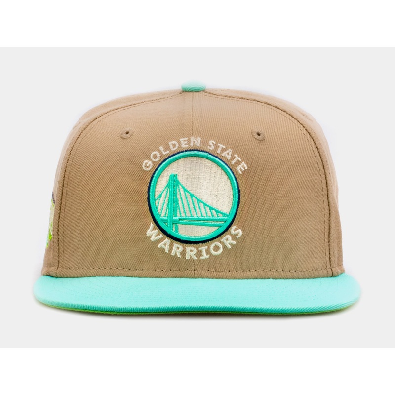 Exclusive Winter Wonderland Golden State Warriors 59Fifty Mens Fitted Hat (Beige/Blue)