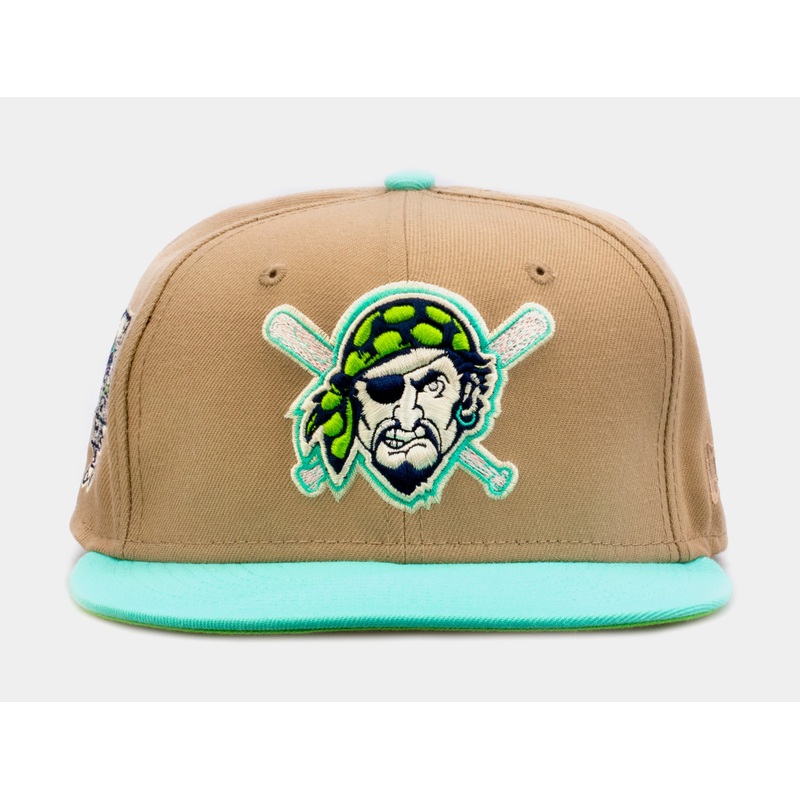 Exclusive Winter Wonderland Pittsburgh Pirates 59Fifty Mens Fitted Hat (Beige/Blue)