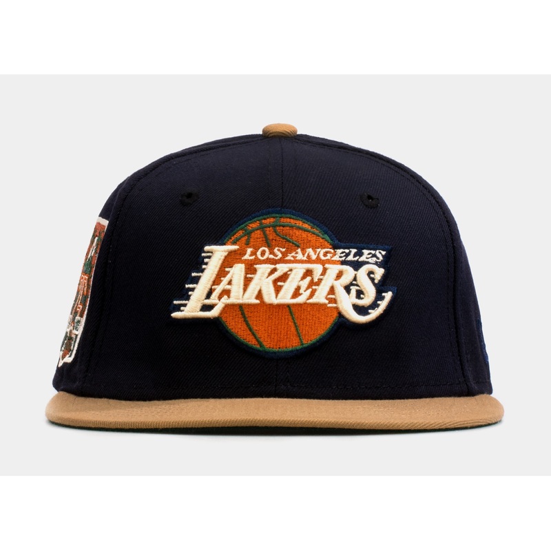 SP Exclusive Varsity Blues Los Angeles Lakers 59Fifty Mens Fitted Cap (Navy/Pine)