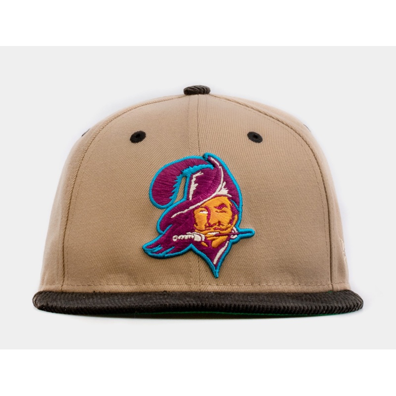 SP Exclusive Desert Sky Tampa Bay Buccaneers 59Fifty Mens Fitted Hat (Beige/Black)