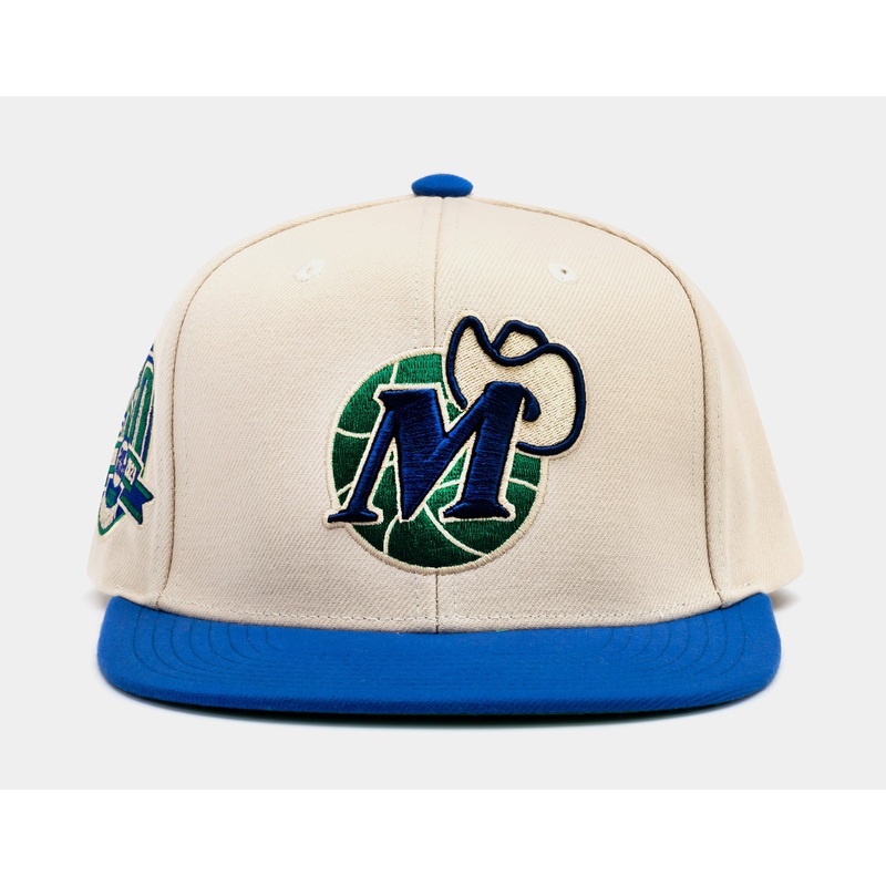 Exclusive 30th Anniversary Dallas Mavericks Snapback Mens Hat (Blue/Beige)