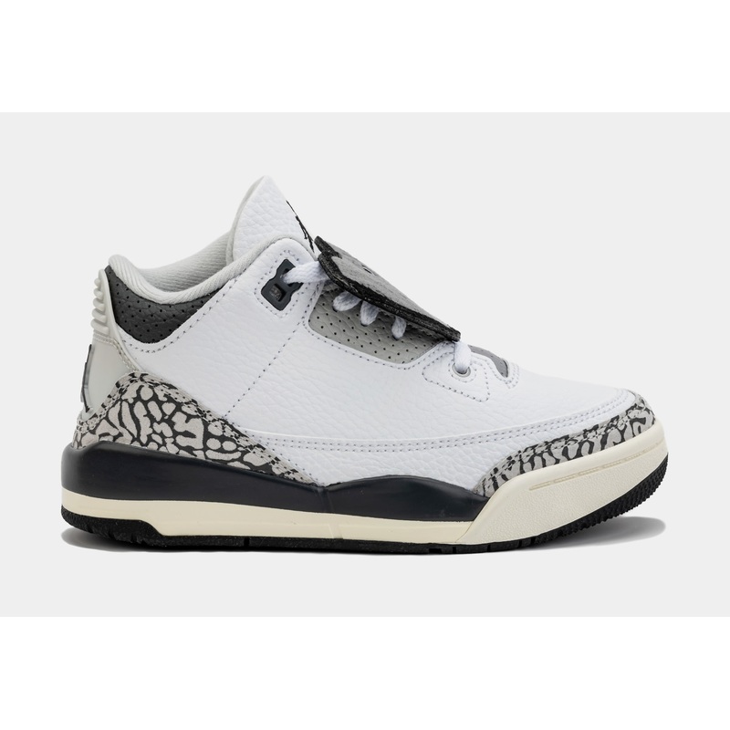 Air Jordan 3 Retro Hide N Sneak Preschool Lifestyle Shoes (White/Black)