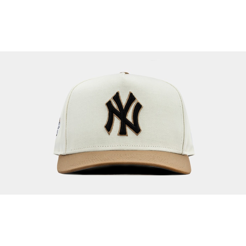 Exclusive New York Yankees Curve 950AF Snapback Mens Hat (Chrome/Khaki)