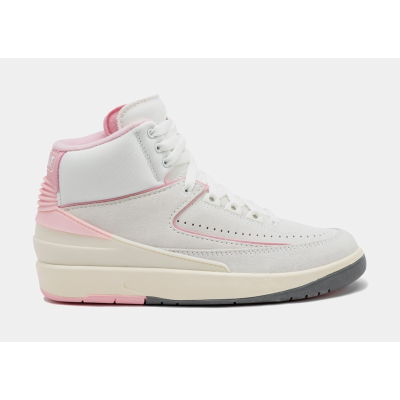 Air Jordan 2 Retro Soft Pink Womens Lifestyle Shoes (Summit White/Medium Soft Pink)