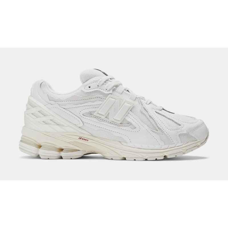1906D Protection Pack Mens Lifestyle Shoes (White/Turtledove/Crimson)