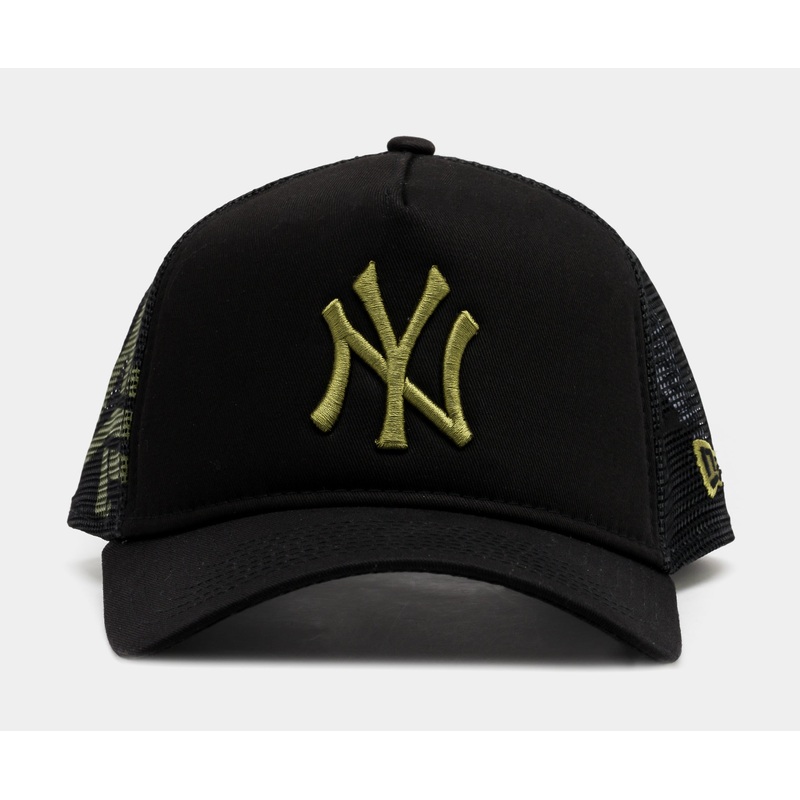 New York Yankees Alpha Industries Snapback Mens Hat (Black/Gold)
