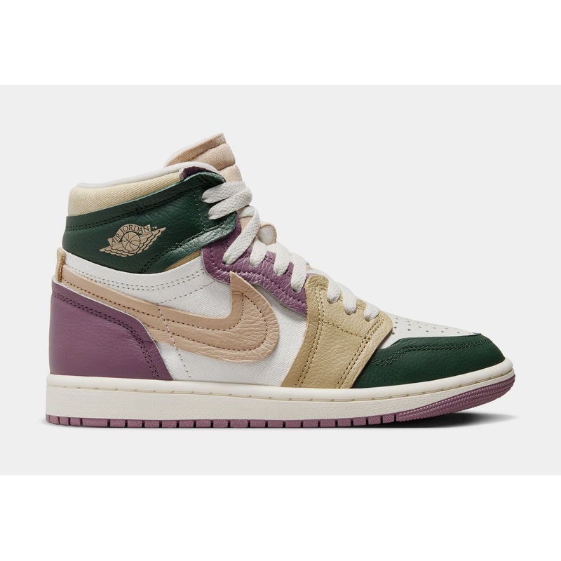 Air Jordan 1 MM High Galatic Jade Womens Lifestyle Shoes (Galactic Jade/Team Gold)