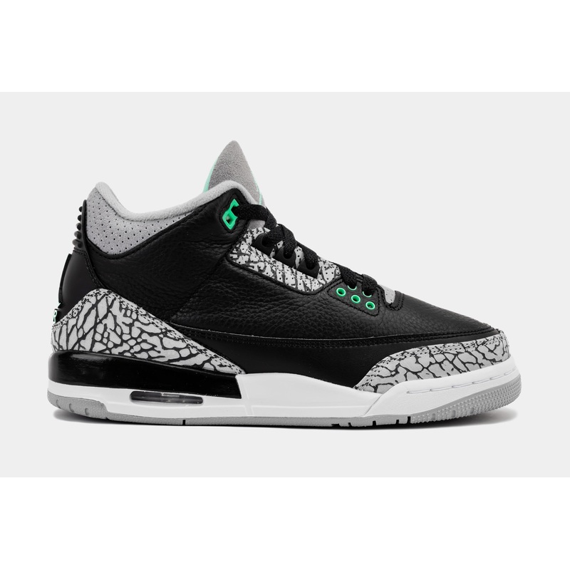 Air Jordan 3 Retro Green Glow Grade School Lifestyle Shoes (Black/Green Glow/Wolf Grey/White)