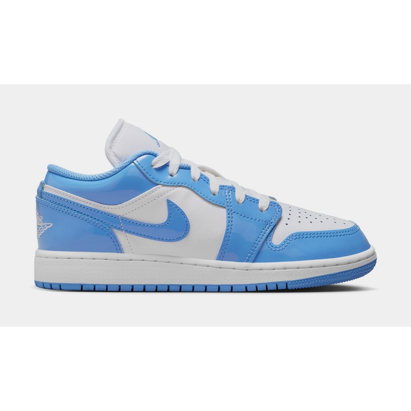 Air Jordan 1 Low SE Legend Blue Grade School Lifestyle Shoes (White/Legend Blue)