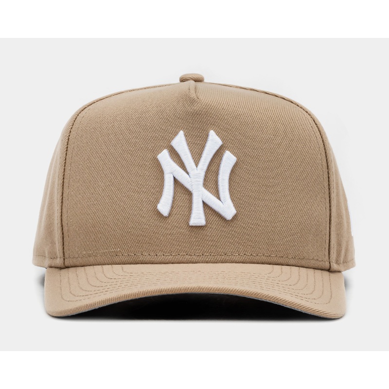 Exclusive New York Yankees 950AF Snapback Mens Hat (Camel/White)